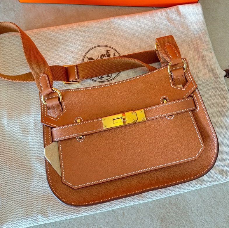 ◇他色も◎◇ HERMES (エルメス) 《ジプシエール》 ミニ バッグ