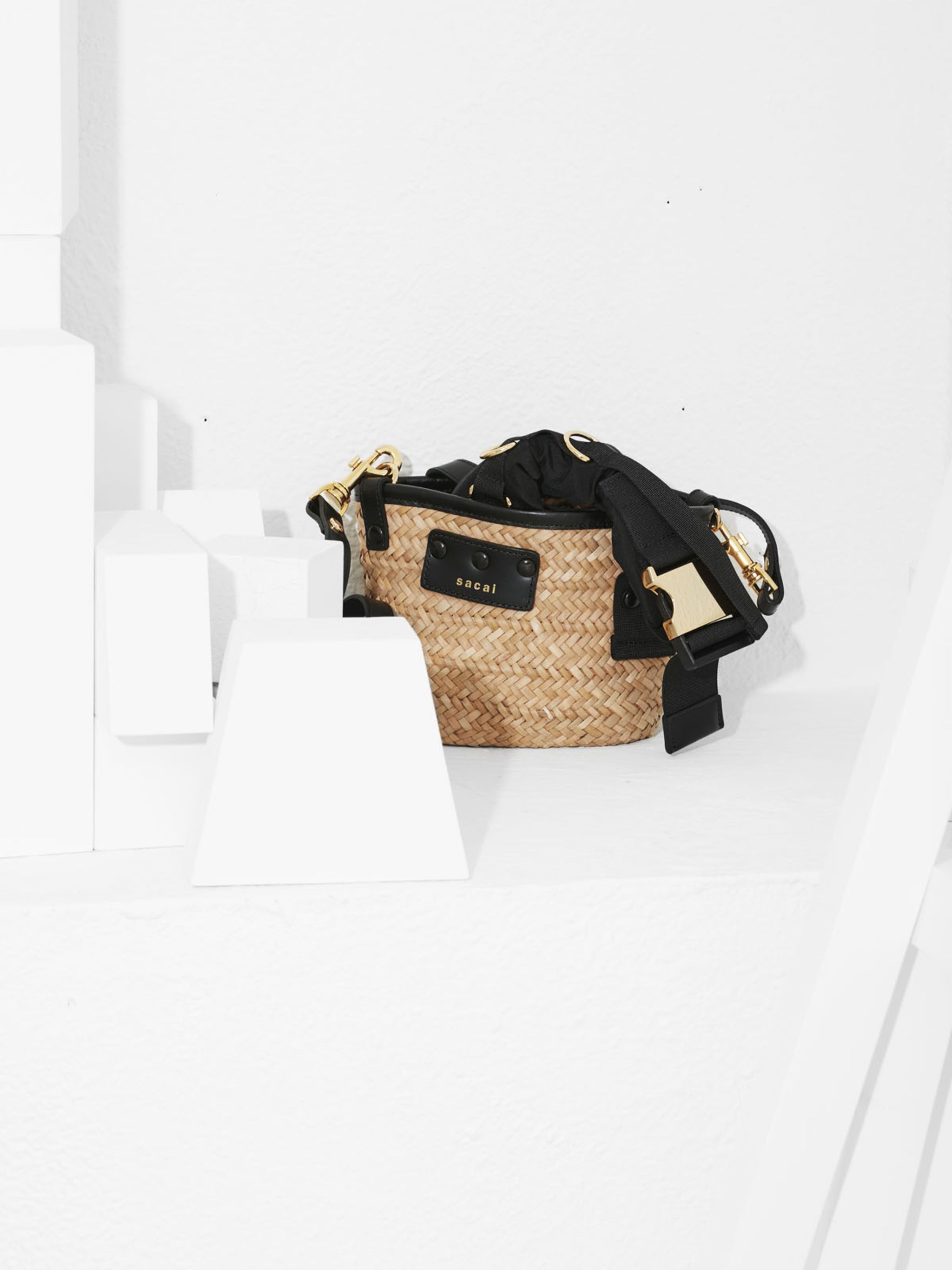 国内即発 大人気 【sacai】Hybrid Marche Micro Bag 国内即発 大人気 【sacai】Hybrid Marche Micro Bag (sacai
