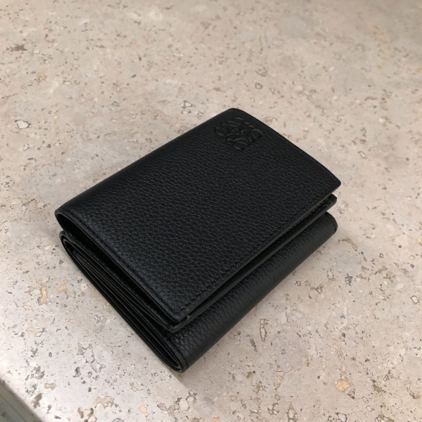 LOEWE 折り財布