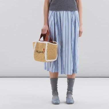 可愛い刺繍がポイント♪】マルニ かごバッグ (MARNI/かごバッグ