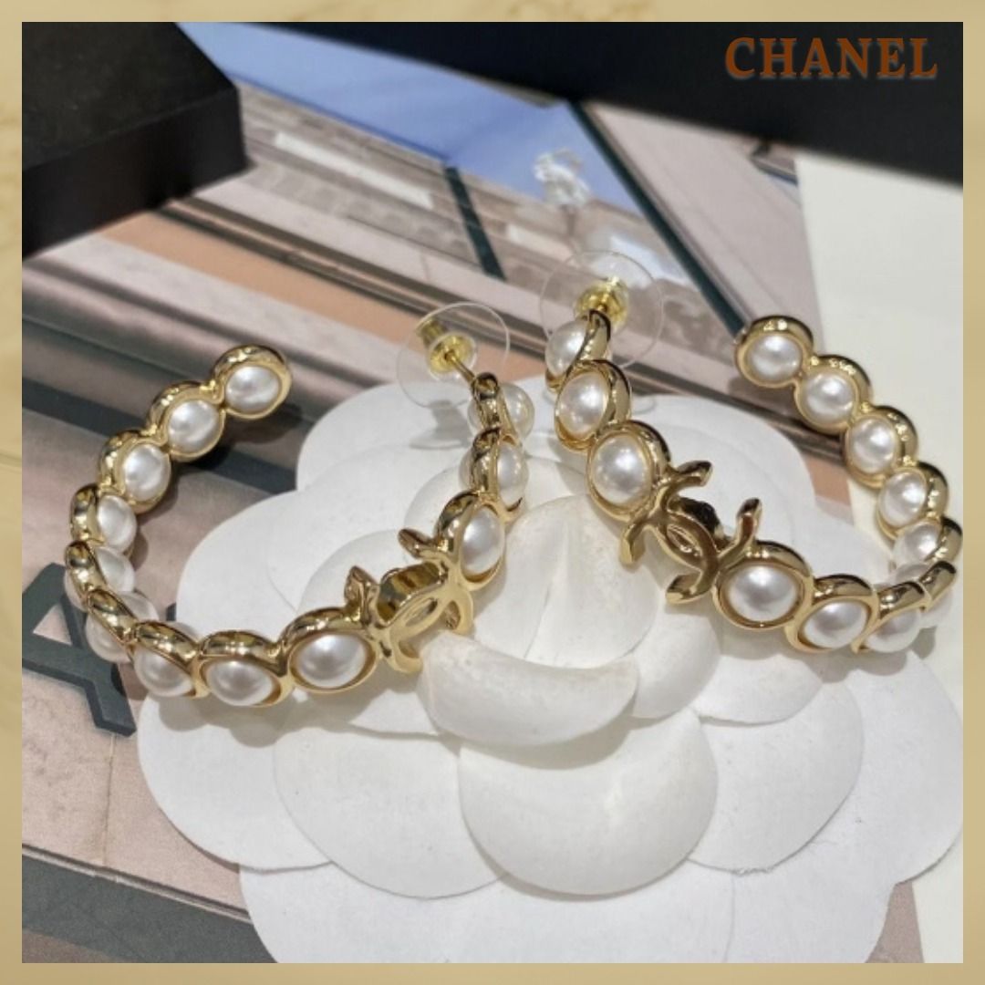 耳元で輝くCCロゴ♪】CHANEL フープピアス ゴールド シルバー