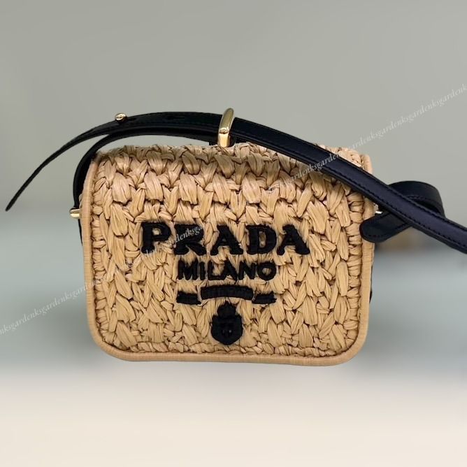 夏素材☆ [PRADA] クロシェxレザー ミニポーチ (PRADA/かご