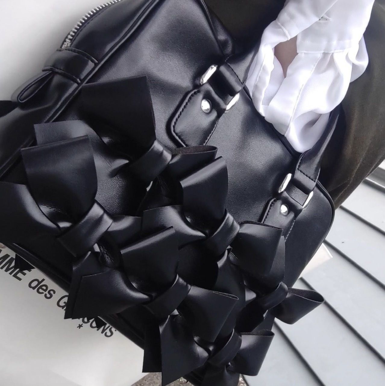 COMME des GARCONS(コムデギャルソン) / ハンドバッグ/レザー