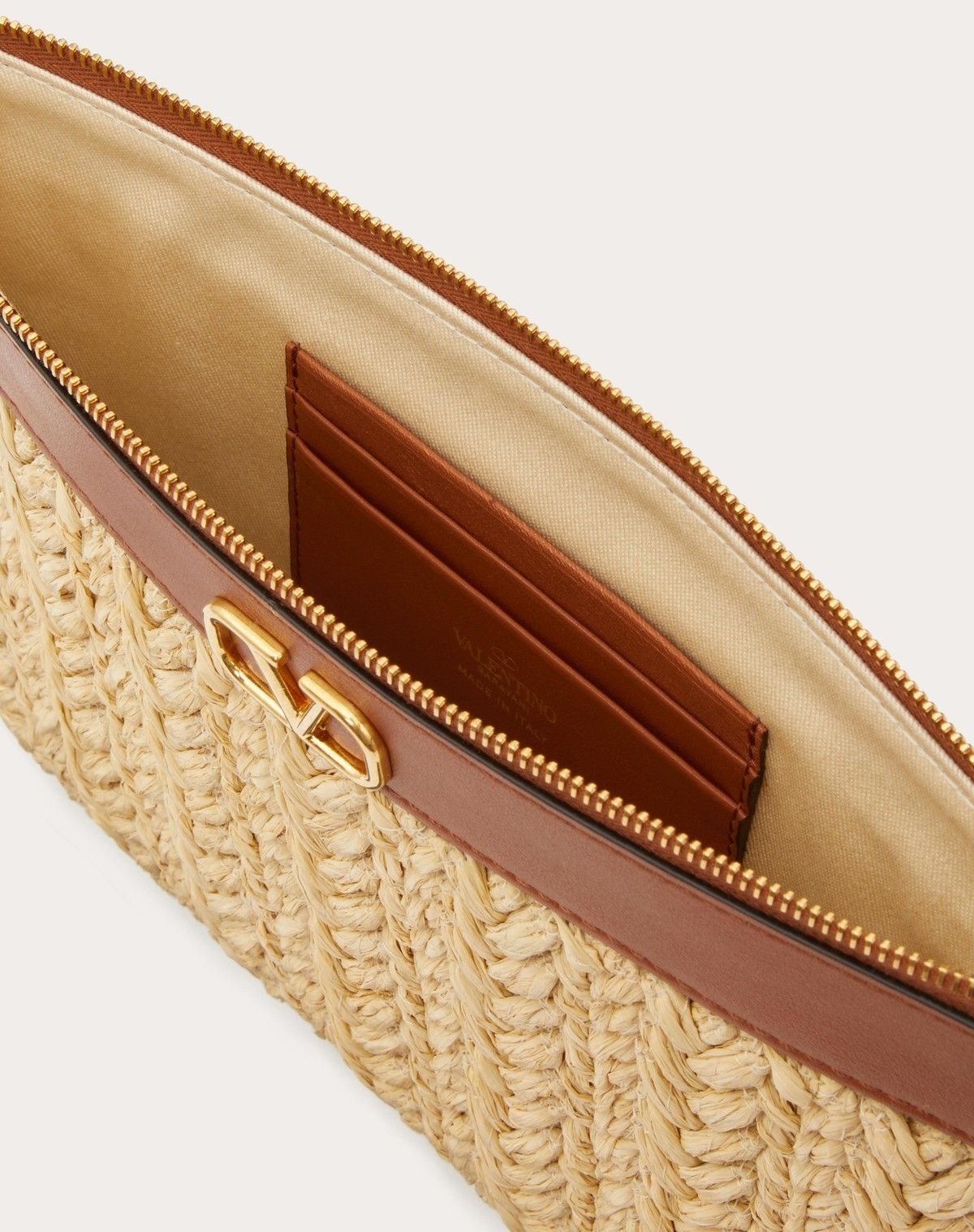 VALENTINO のポーチ♪★ VLOGO SIGNATURE ★【ストロー】 VALENTINO のポーチ♪☆ VLOGO SIGNATURE ☆【ストロー
