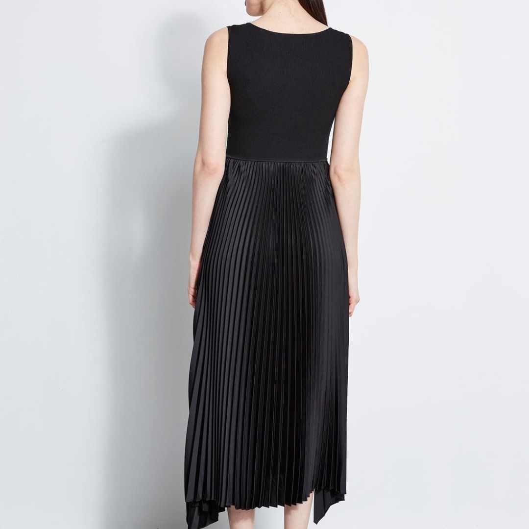 真美子夫人着用姉妹ブランドT TAHARI プリントワンピ 真美子夫人愛用☆シンプル【ELIE TAHARI 】プリーツ ドレス