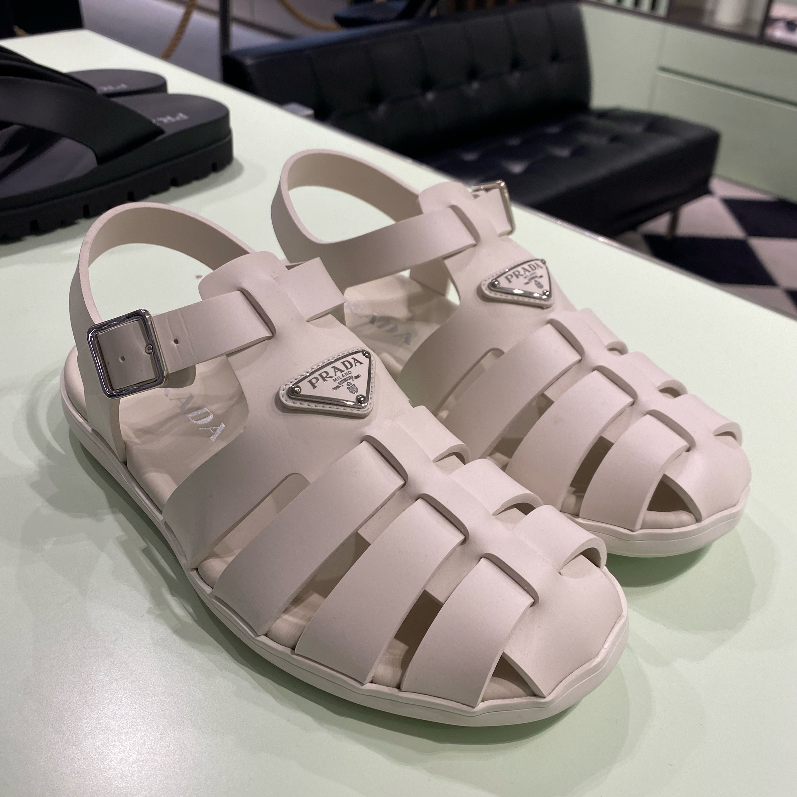[Prada] フィッシャーマン サンダル プラダ PRADA サンダル フィッシャーマンサンダル