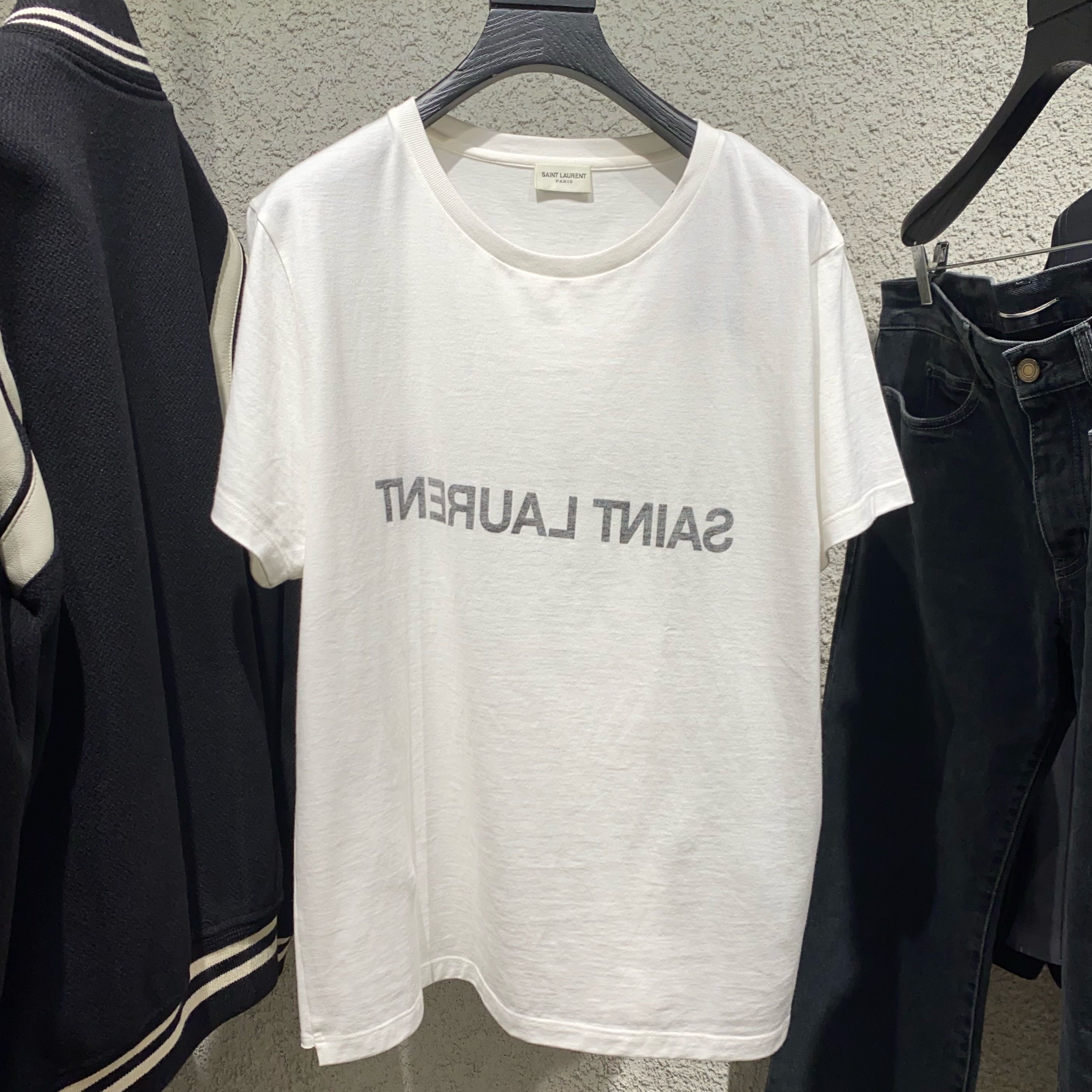 サンローラン リバースロゴTシャツ