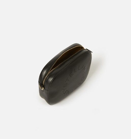 Stella McCartney ロゴ クロスボディ カメラバッグ 関税送料込 STELLA McCARTNEY】ロゴ クロスボディ カメラバッグ関税送料込