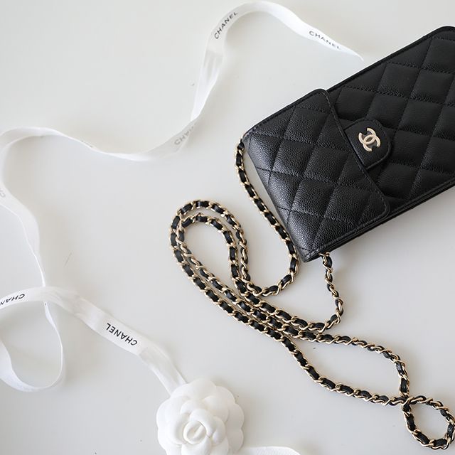 CHANEL】シャネル チェーン スマートフォン ケース (CHANEL