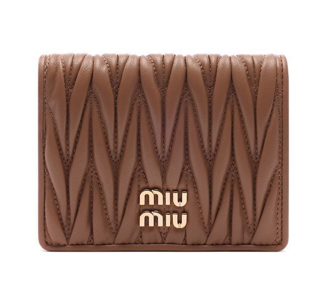 miu ミュウミュウ MATELASSE Wホック コンパクト財布 2017年