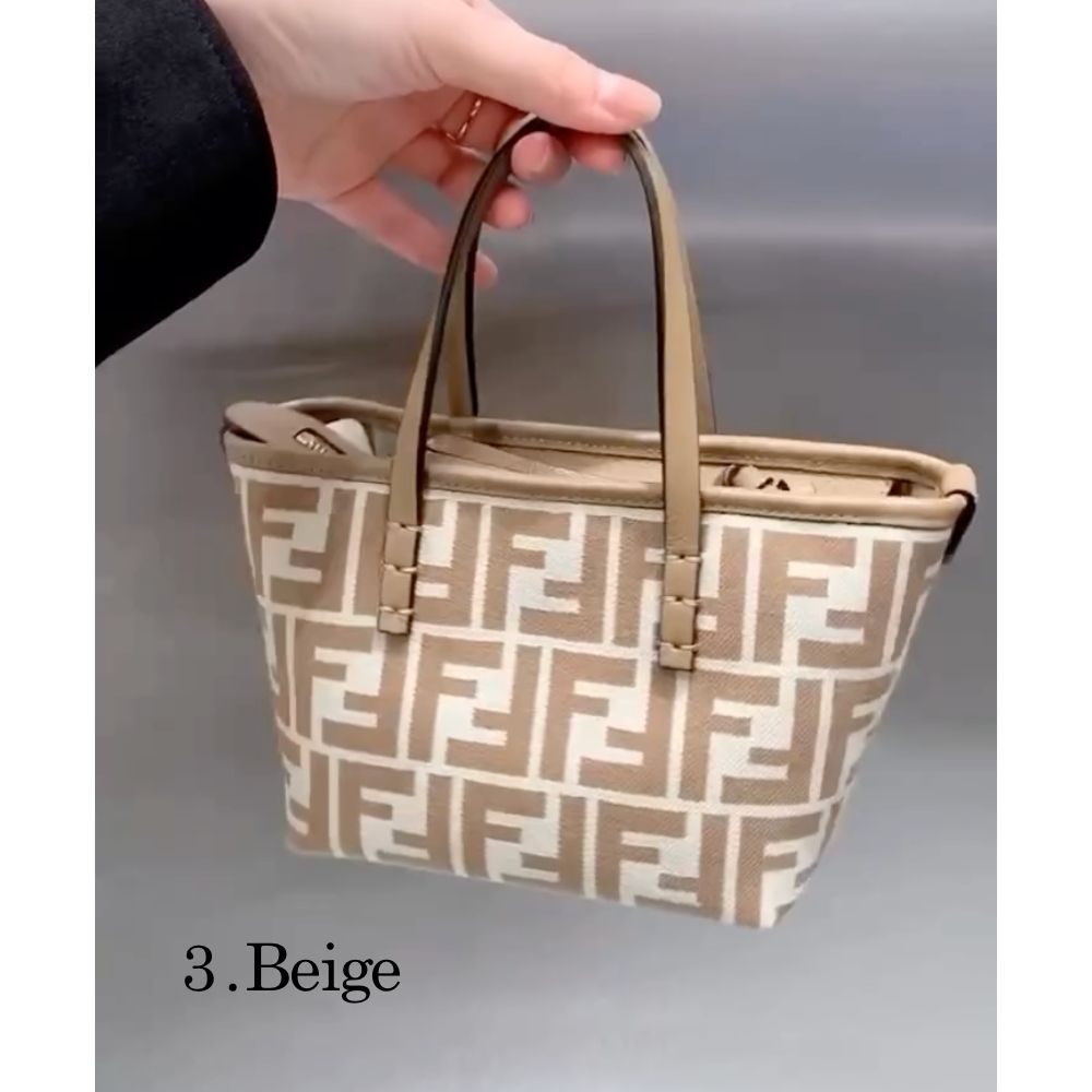 24SS【FENDI】ストラップ ユー ヘーゼルナッツ FFジャカード 新品・未使用品】フェンディ FENDI ストラップ ユー FFロゴ