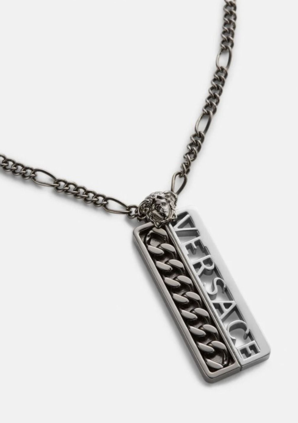VERSACE】ロゴ ペンダント ネックレス プレート (VERSACE