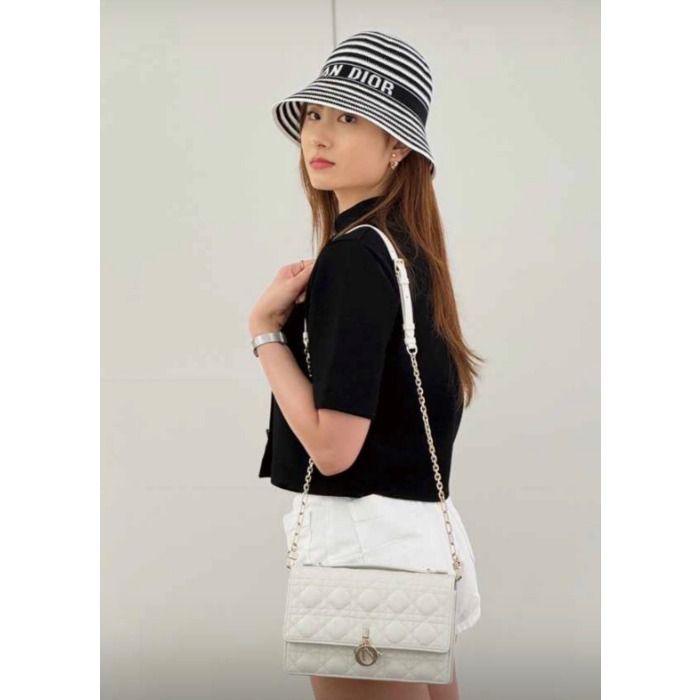 わたなべ様Christian Dior D-Tulipe クロシュハット