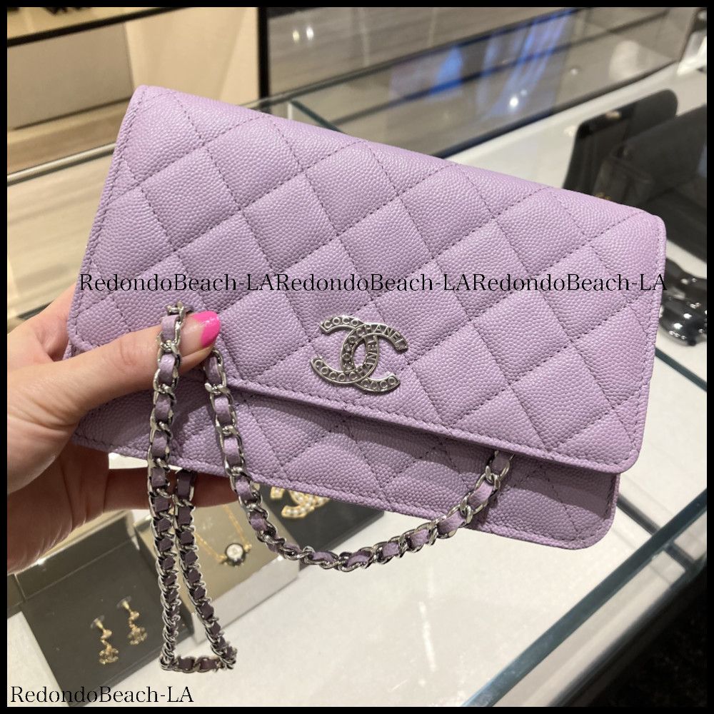 パープルでエレガントを演出】CHANEL☆チェーンウォレット