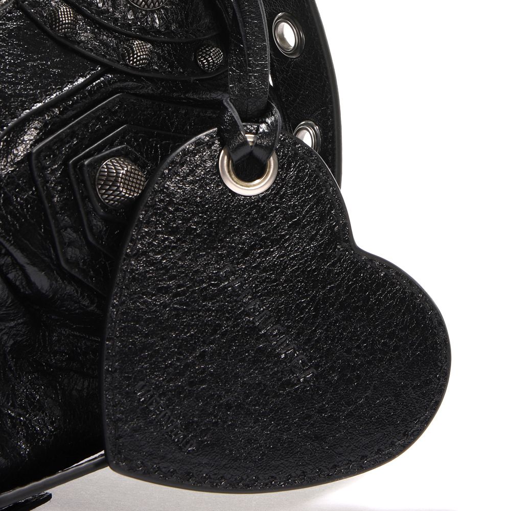 関税負担なし☆BALENCIAGA Le Cagole XS ショルダーバッグ