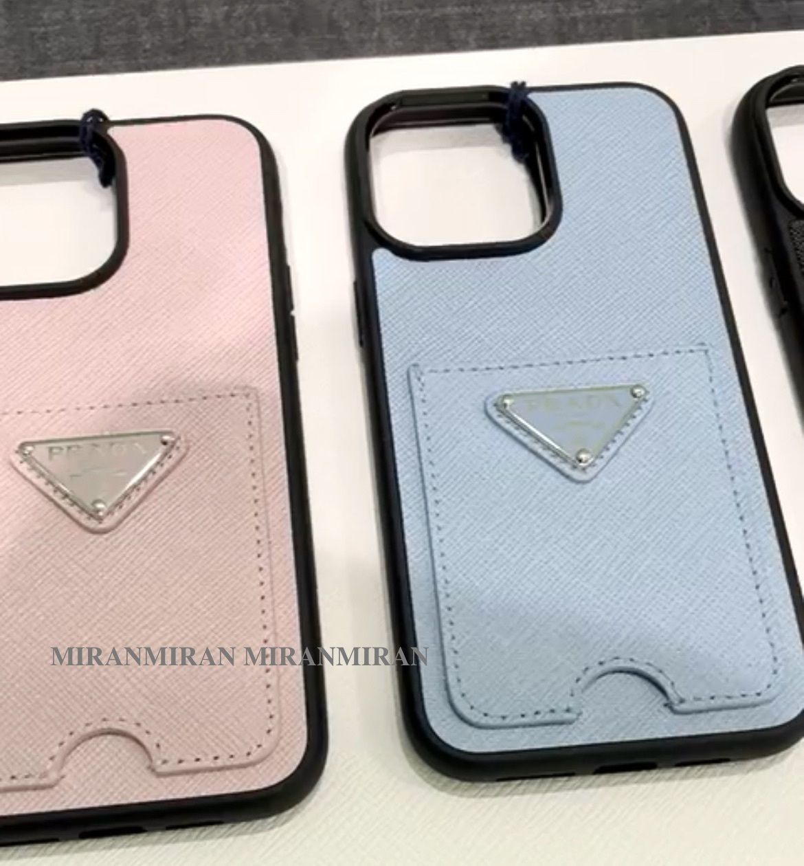PRADA】カード収納ポケット付きiPhone15Pro/15proMaxケース