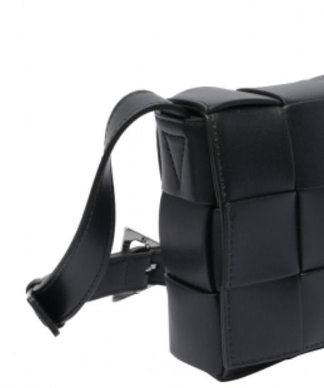 Bottega Veneta ボッテガ カセット クロスボディバッグ ブラック