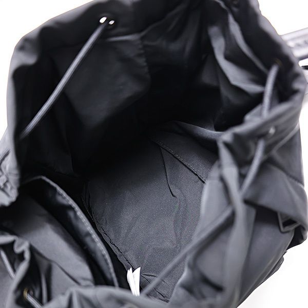 MONCLER モンクレール バックパック リュックサック 鞄 国内発送 MONCLER モンクレール バックパック リュックサック 鞄 国内発送