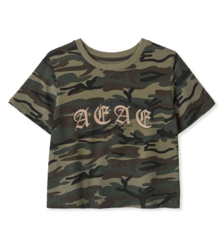 aeae LAYERED GOTHIC LOGO CROP T-SHIRTS