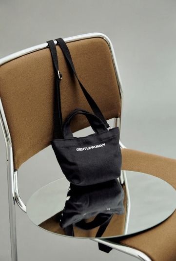 GENTLEWOMAN★GW BLACK MICRO CANVAS TOTE トート 日本未入荷 GENTLEWOMAN☆GW BLACK MICRO CANVAS TOTE バッグ 日本未入荷