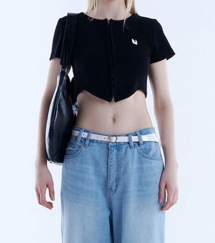 ILLIT クロップTシャツ super real me 黒 mサイズ - メルカリ