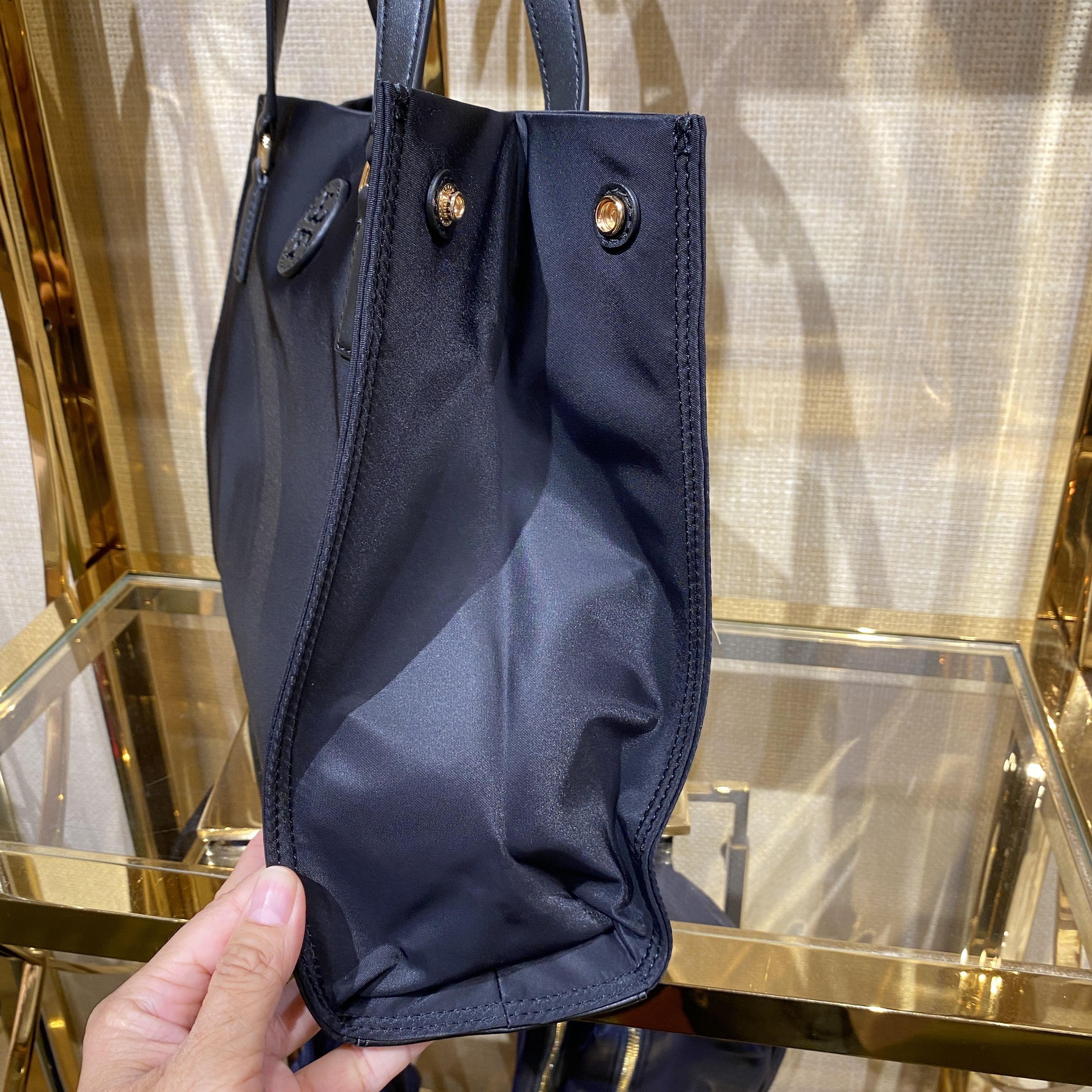 トリーバーチ トートバッグ TORY BURCH 81932 905 PERRY TRIPLE