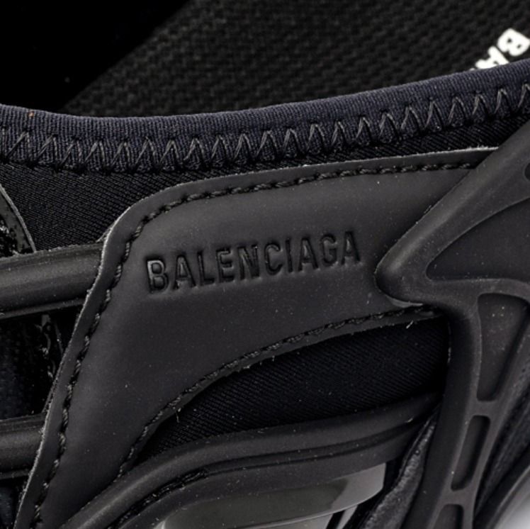 ★送料・関税込★BALENCIAGA★女性トラックサンダル★ ☆送料・関税込☆BALENCIAGA☆女性トラックサンダル