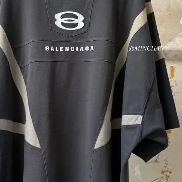 BALENCIAGA】UNITY SPORTS ICON BIKER Tシャツ オーバーサイズ