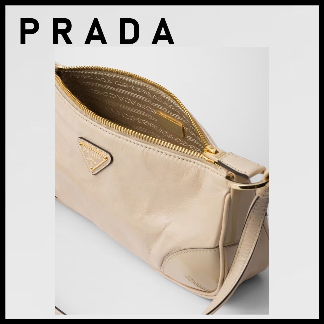 直営店 PRADA ReEdition 2002 スモールレザーショルダーバッグ