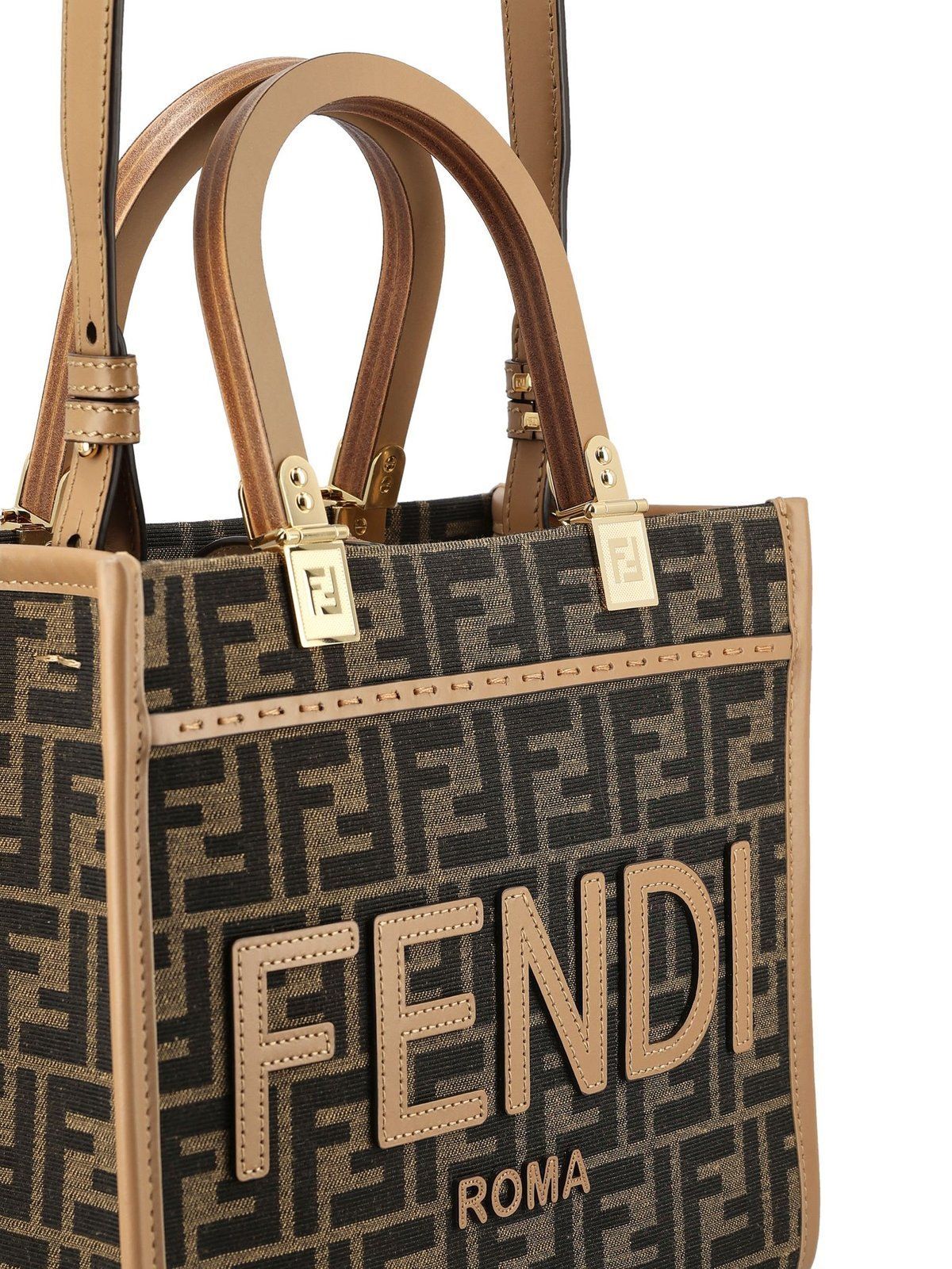 新着 関税送料込み FENDI フェンディ ロゴ トップハンドルバッグ