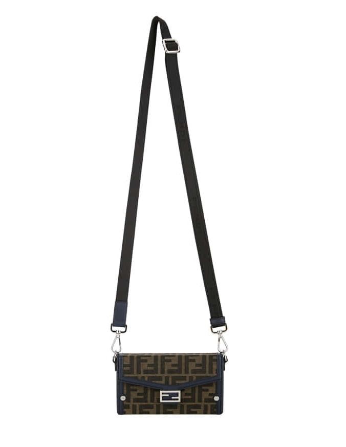 【送料関税込】FENDI バゲット ソフトトランク ショルダーバッグ ☆関税込☆FENDI☆バゲット ソフトトランク ショルダーバッグ
