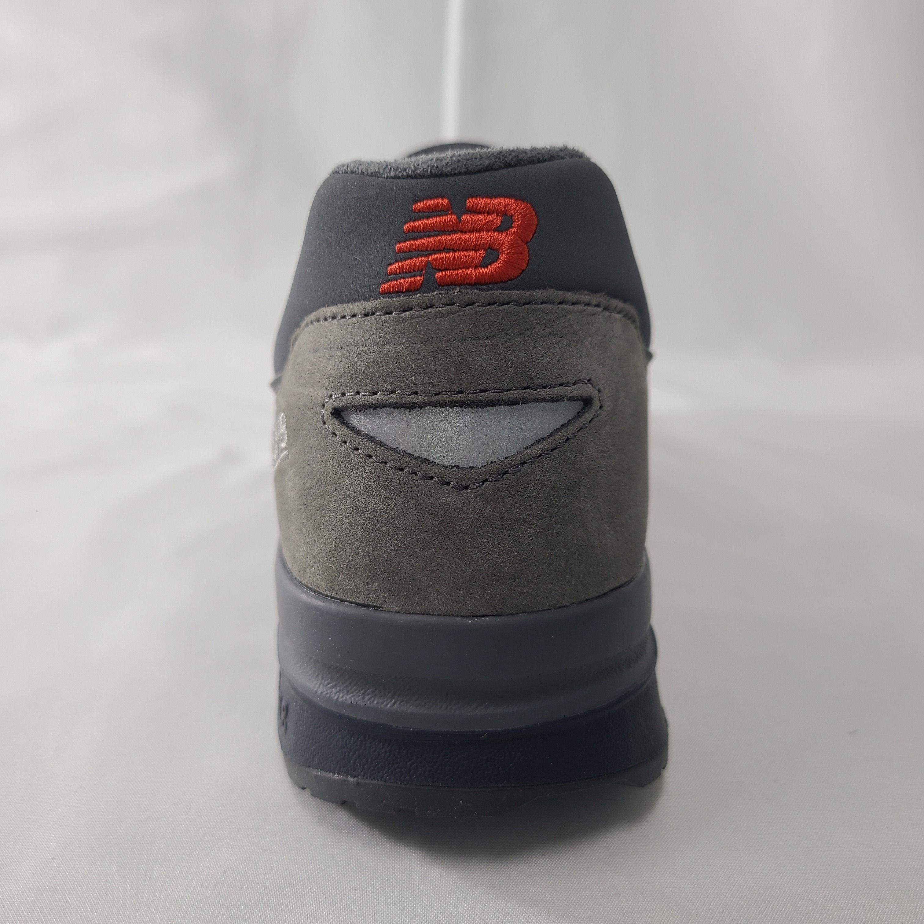 【New balance】★兼用★NB 1600 DARK GRAY New balance】☆兼用☆NB 1600 DARK GRAY (New Balance