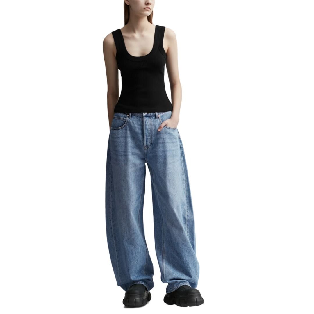 【シンプル×お洒落】Alexander Wang エンボスロゴ タンクトップ 関税込】Alexander Wang エンボスロゴ タンクトップ (Alexander