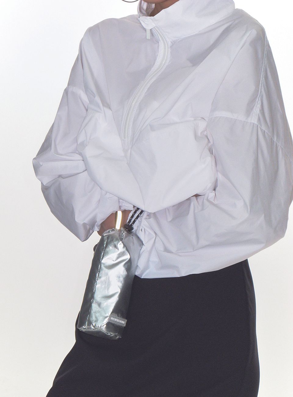 FOTTSFOTTS] / ☆ 24SS PUFFER POUCH / WHITE (FOTTSFOTTS