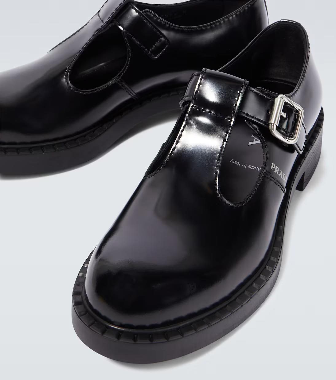 PRADA - ☆美品 プラダ ストラップ キルト レザー シューズ 黒