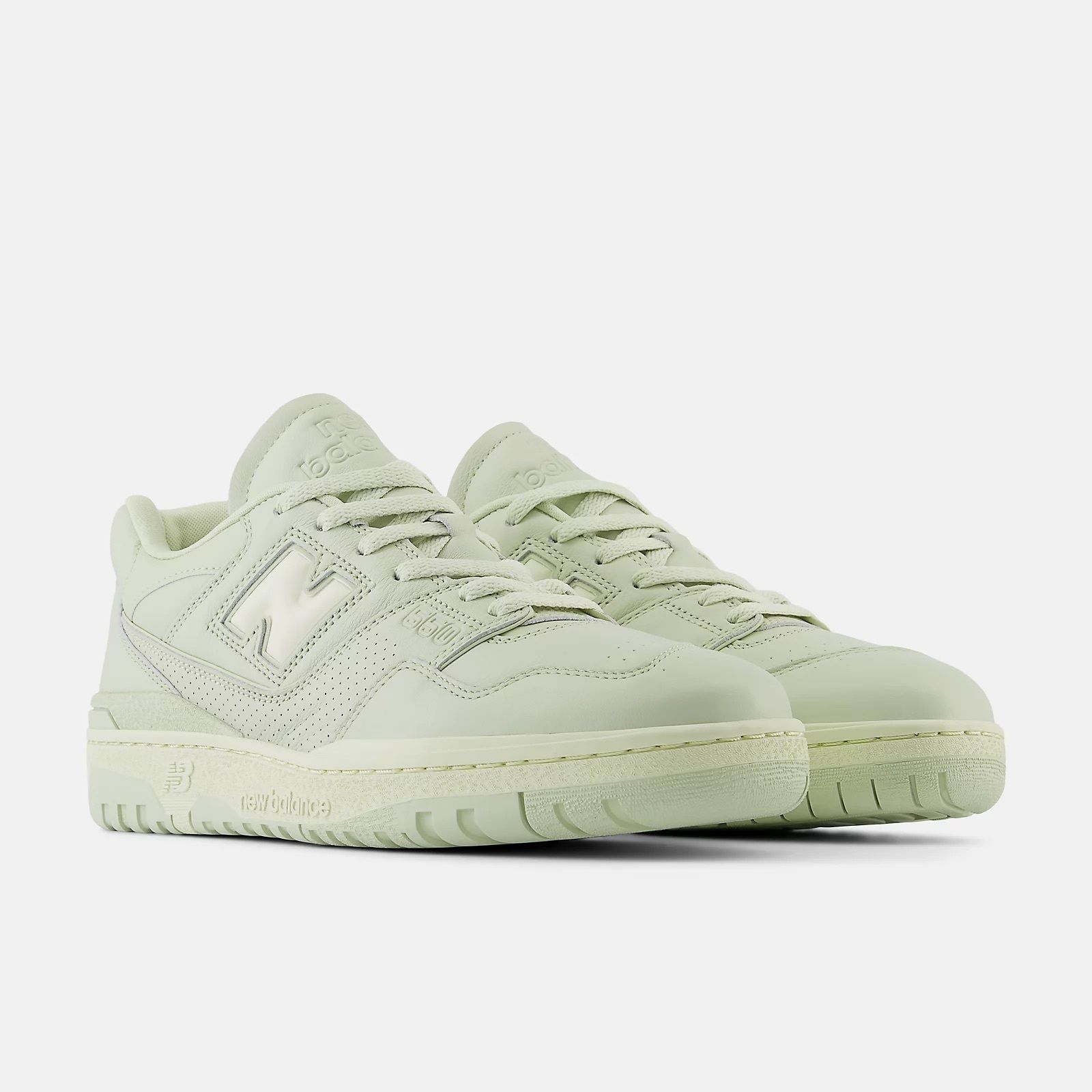 NEW BALANCE BB550 