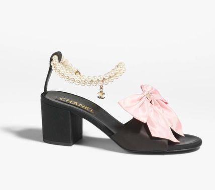 【パールストラップで足首華やかに】CHANEL サンダル CHANEL - シャネル CHANEL サンダルの通販 by KOMEHYO ONLINE