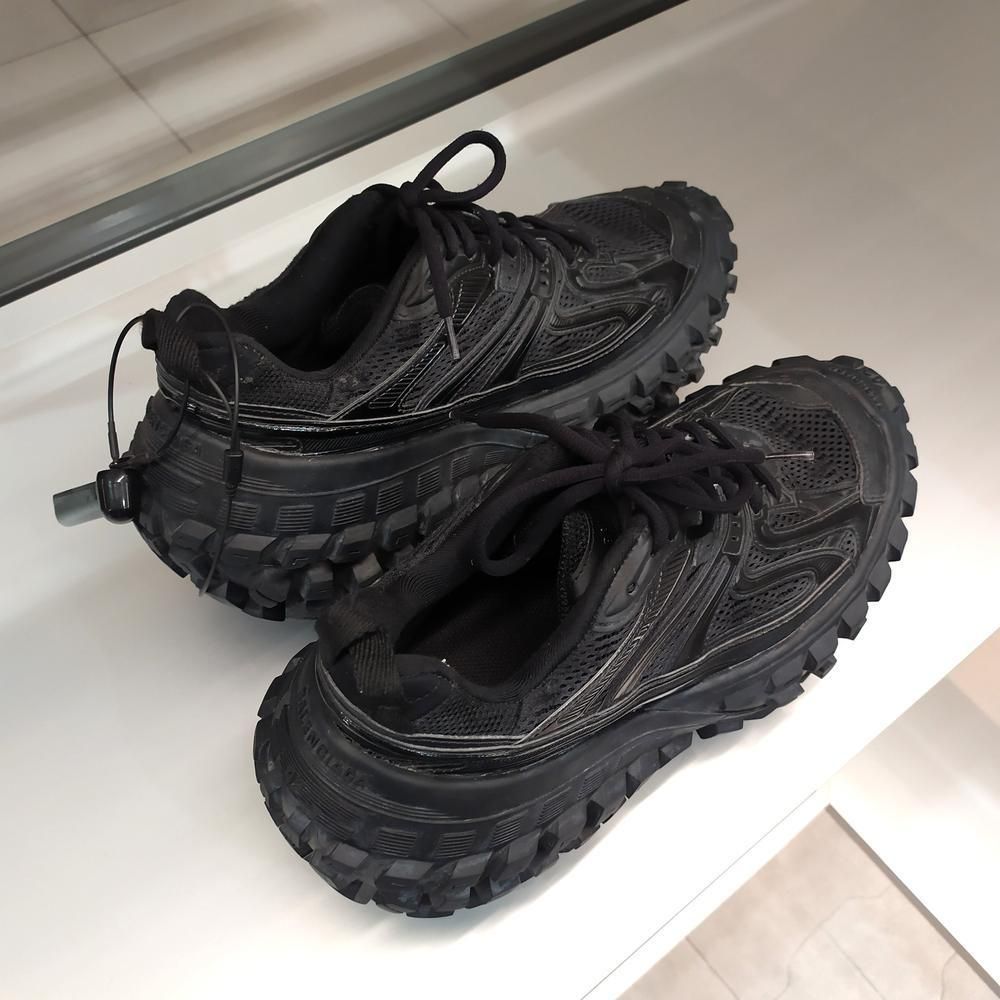 独創的 24新作 (BALENCIAGA スニーカー BOUNCER バレンシアガ 靴