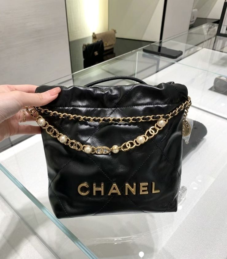 24A】豪華パール付きチェーン☆CHANEL 22☆ショルダーバック