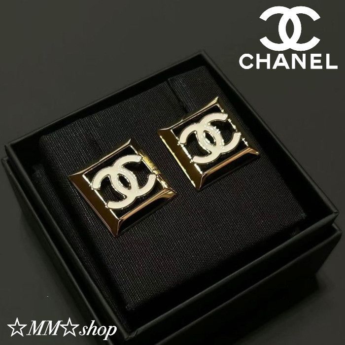 上品なスクエア型CCマーク♪シャネル☆ピアス☆ゴールド (CHANEL