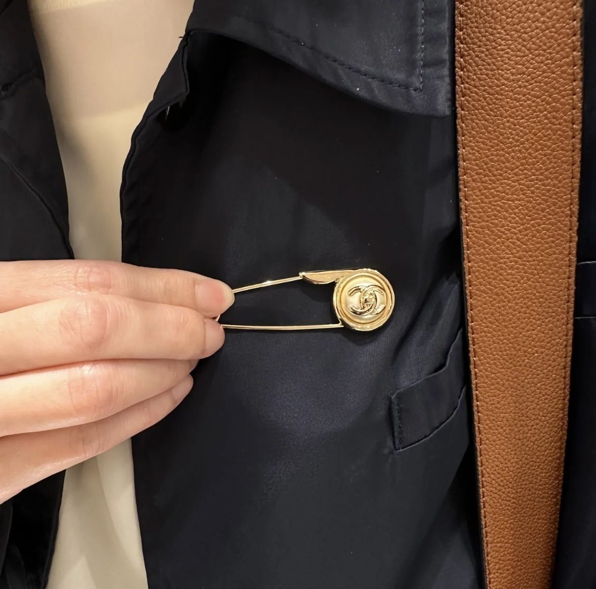 CHANEL ココマーク ブローチ コサージュ マトラッセ