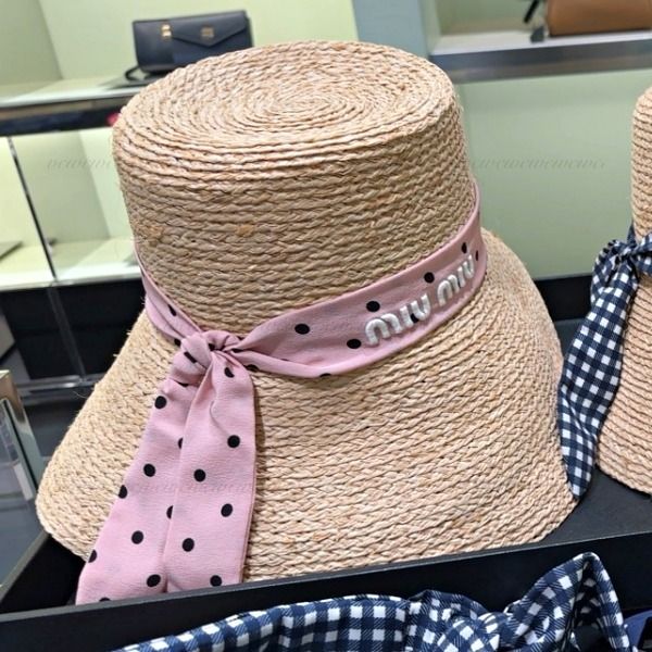 完売必至】ミュウミュウ 日焼け対策できる可愛いつば広ハット