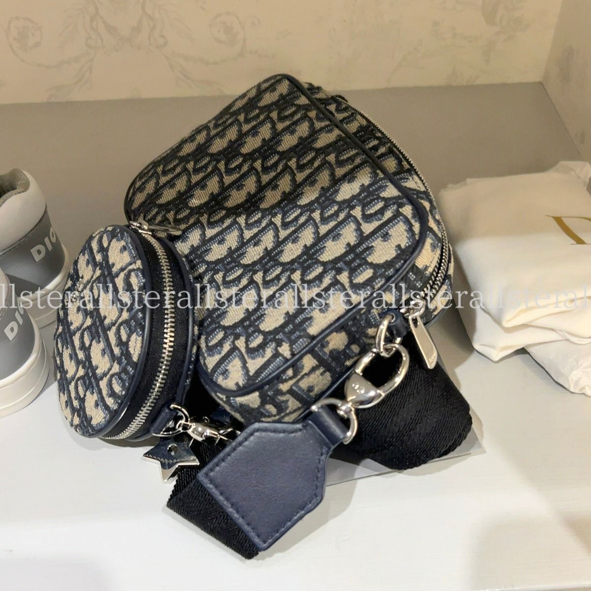 【モダンでクール】Dior オブリーク ショルダーバッグポーチ DIOR】ディオール オブリーク ポーチ付き ショルダーバッグ