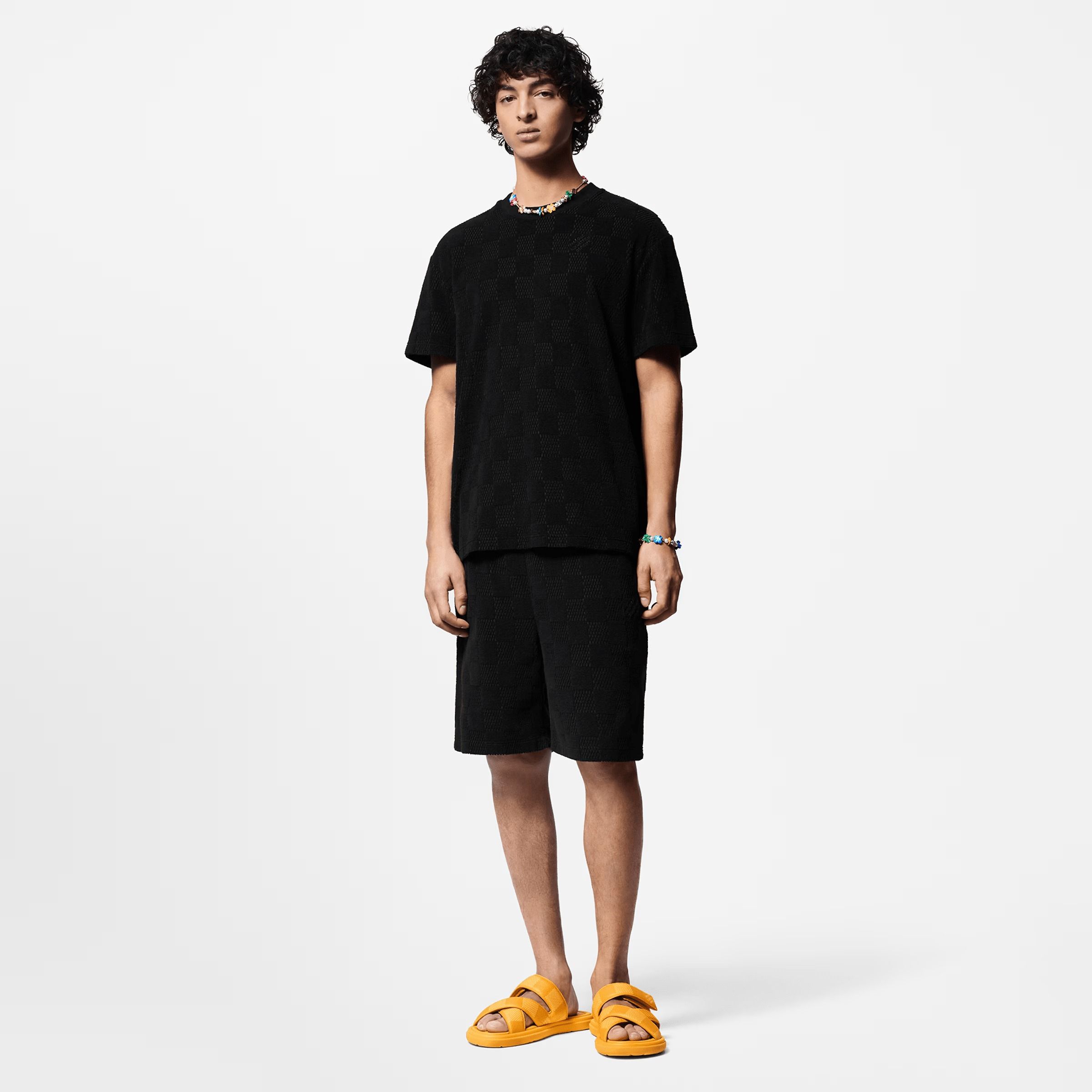 LOUIS VUITTON ハーフパンツ ブラック 34 タック入り オフィス LVロゴがおしゃれ♪】ルイヴィトン☆ハーフパンツ (Louis