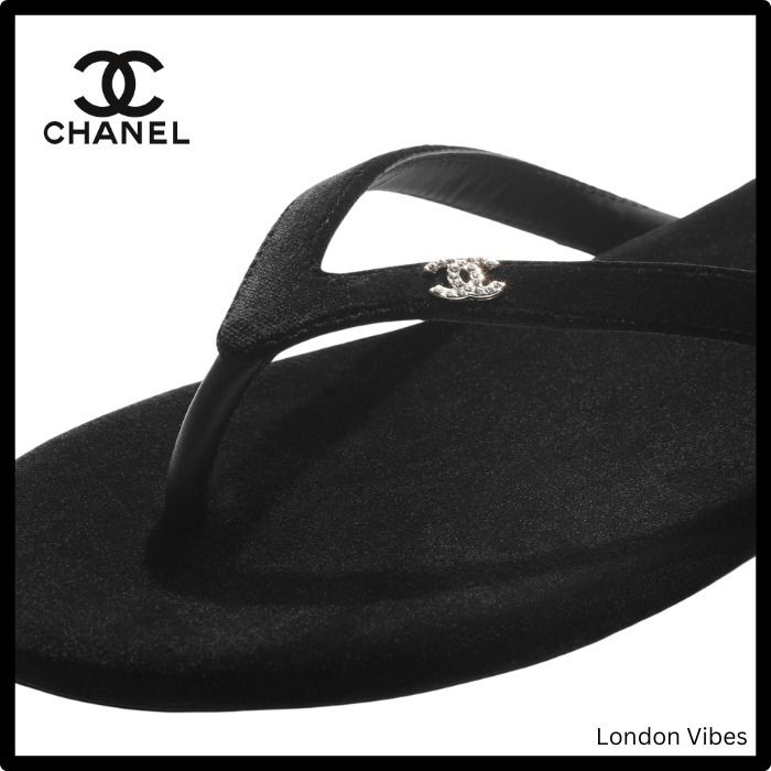 シンプルでお洒落☆ CHANEL ベロア ビーチサンダル キラキラロゴ