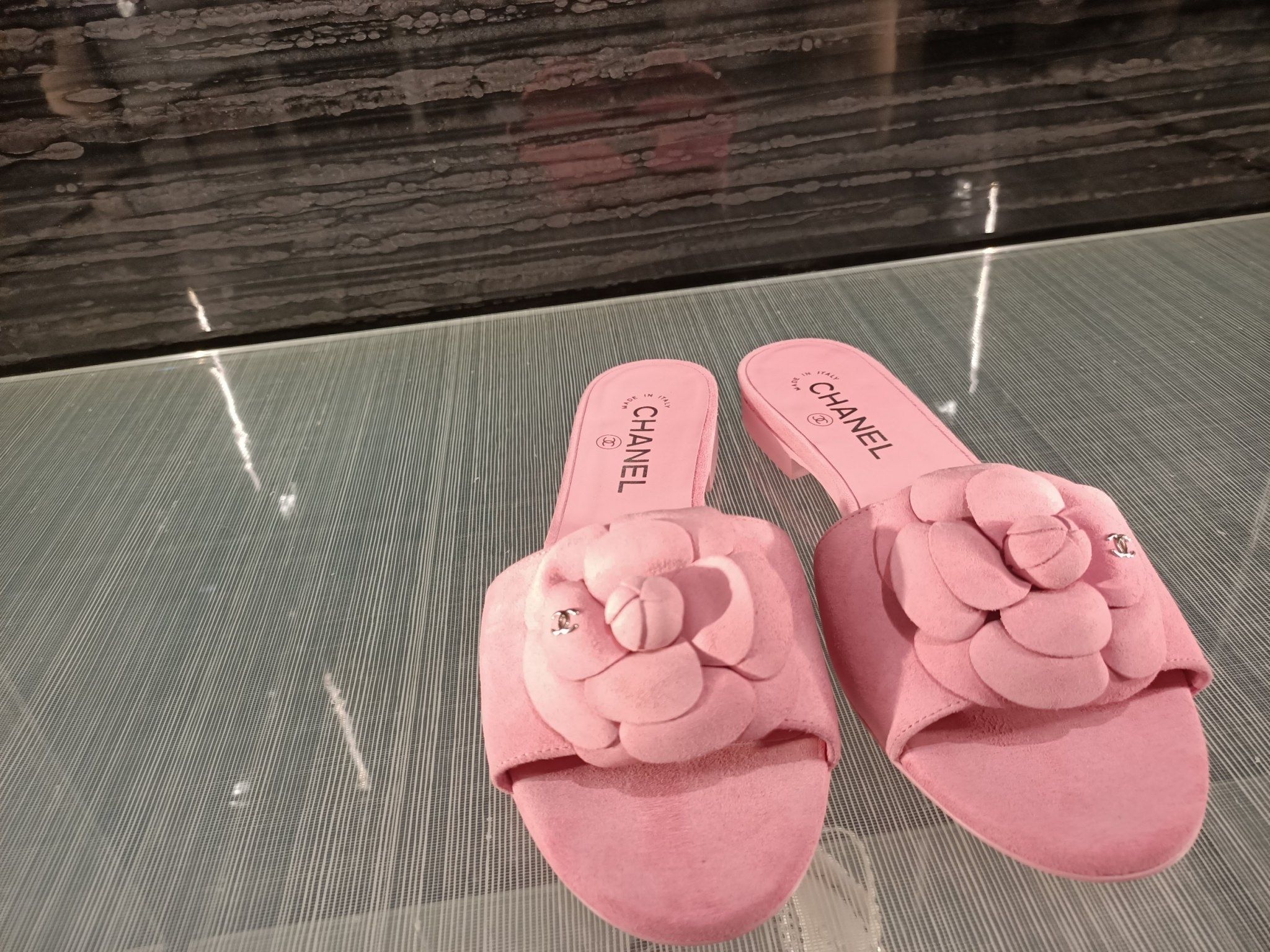 CHANEL 花型デザイン サンダル