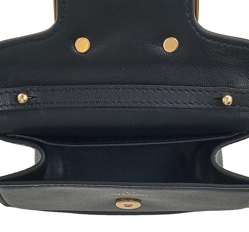 関税込★VALENTINO★シグネチャーVロゴチェーンショルダーバッグ 関税込☆VALENTINO☆シグネチャーVロゴチェーンショルダーバッグ