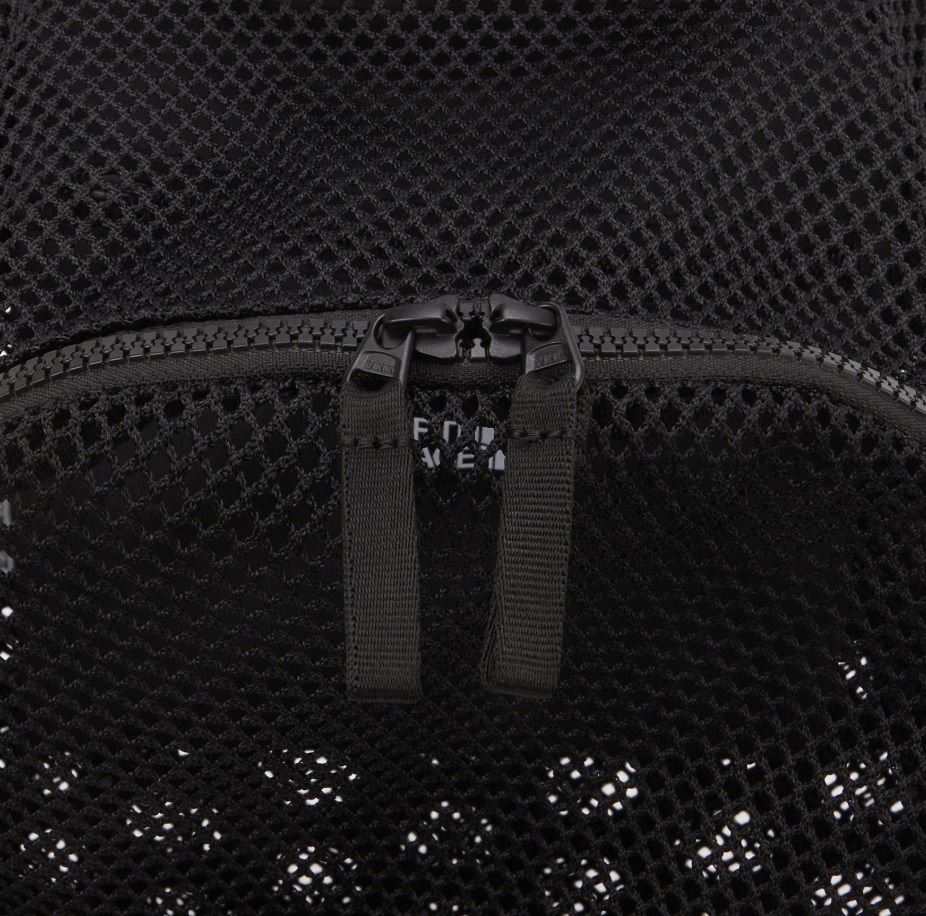 ☆送料・関税込☆THE NORTH FACE☆TNF MESH バックパック☆ (THE