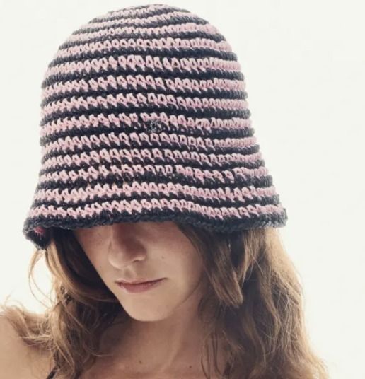 【New♡】CHANEL 2025年春夏♪ バケットハット 新作♪ストライプが夏らしい】CHANEL CCロゴ バケット ハット
