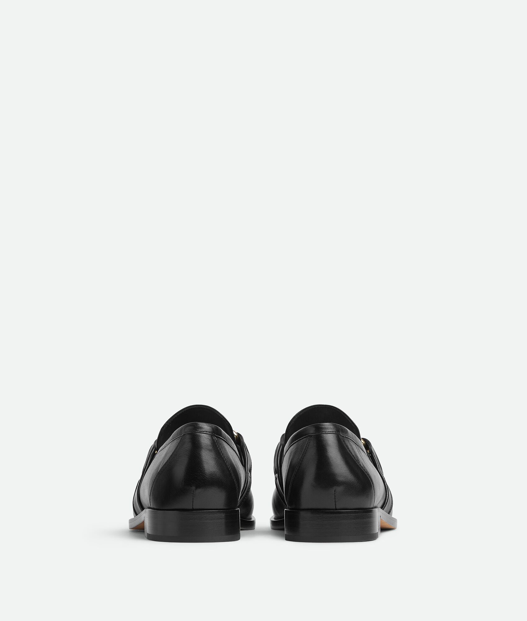 新作【Bottega Veneta】アステア ローファー、レザー、ブラック